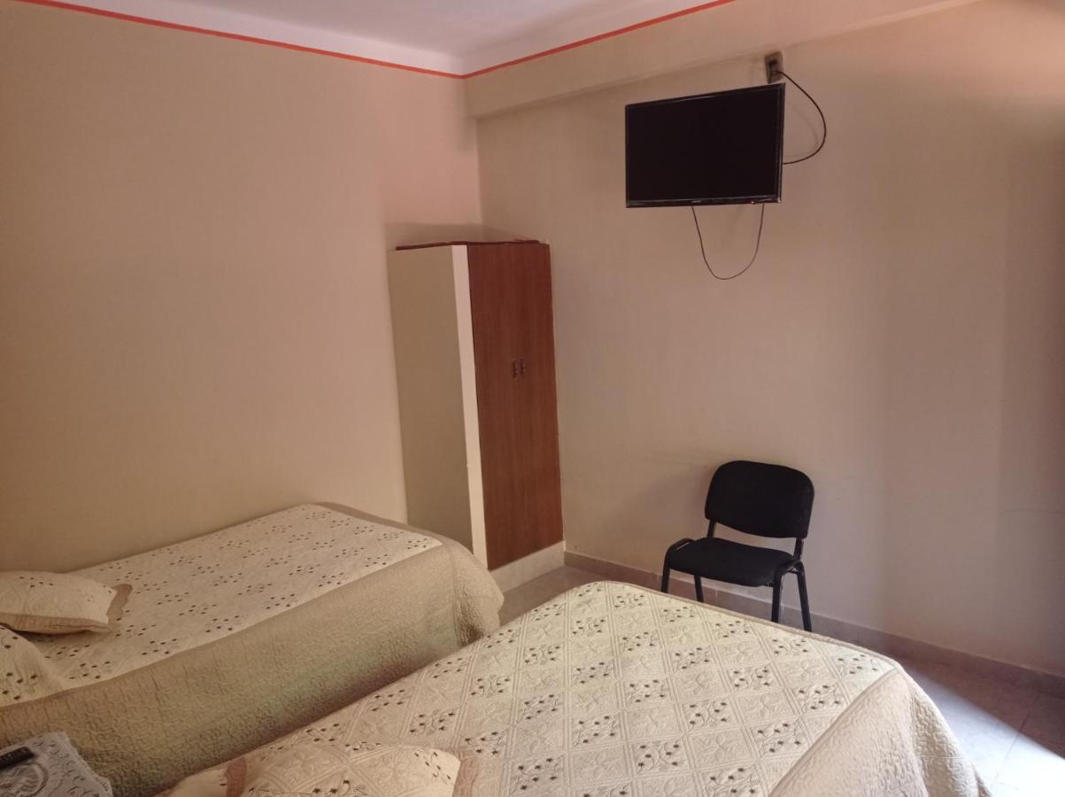 טופיזה Hostal Aramayo מראה חיצוני תמונה