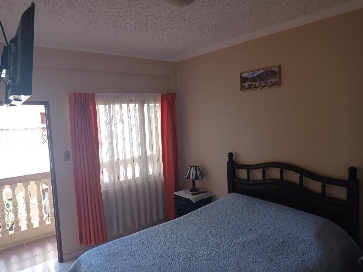 טופיזה Hostal Aramayo מראה חיצוני תמונה