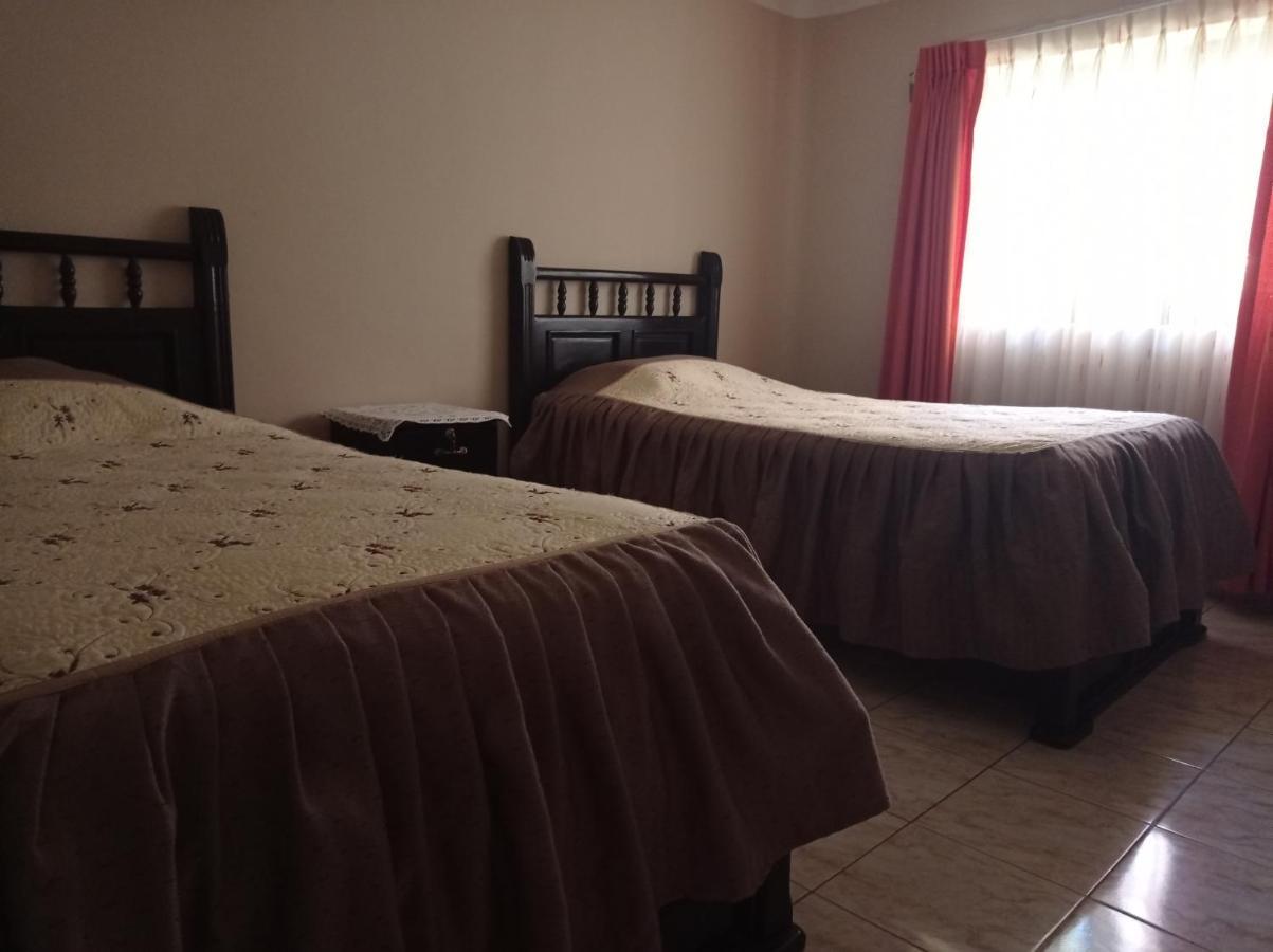 טופיזה Hostal Aramayo מראה חיצוני תמונה