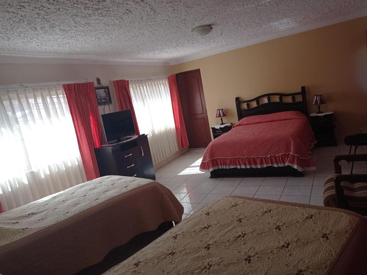 טופיזה Hostal Aramayo מראה חיצוני תמונה